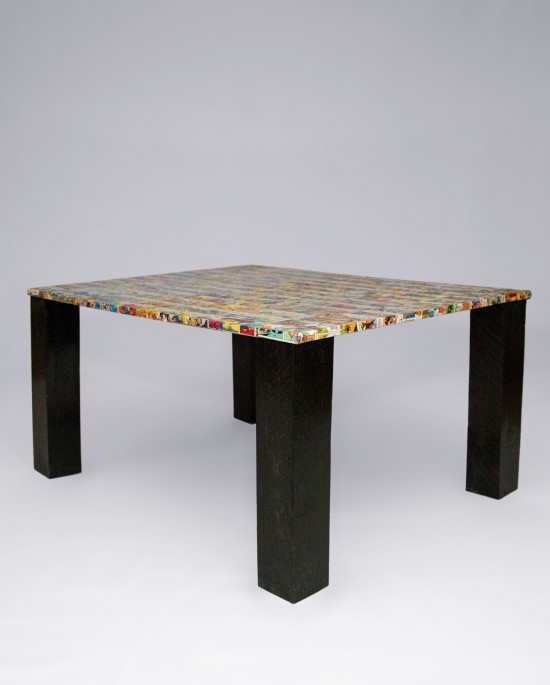 Mesa-de-estudio-comic-lateral