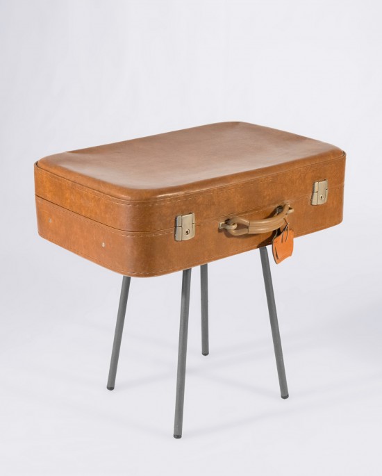 Mesa-vintage-maleta-antigua-lateral